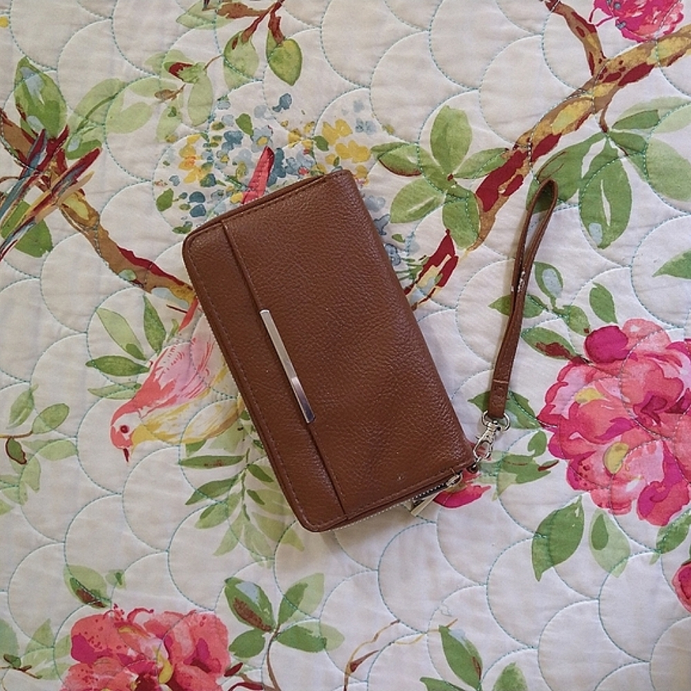 Kohl's Dark Brown Wristlet With Silver Accents